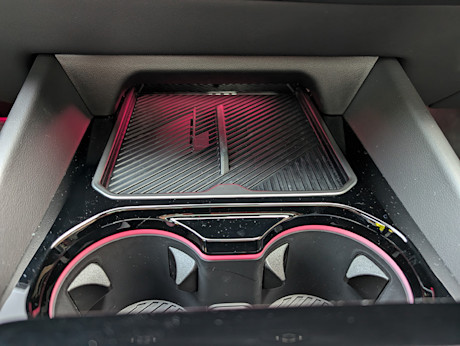 Editorial 2025 bmw i5 xdrive40 td sb 240813 35