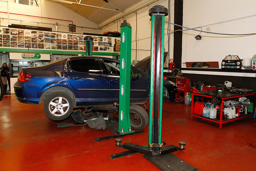 Las ventajas de comprar recambios de coche por Internet