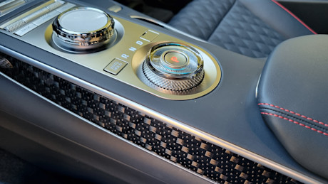 Genesis GV70 3.5T Sport Plus 2025 : essai routier Image
