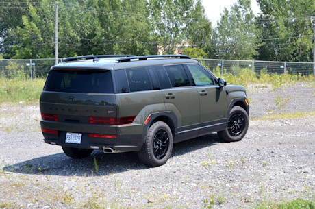 Hyundai Santa Fe XRT 2024 : essai routier Body Image