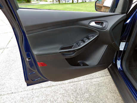 Editorial 2016 ford focus titanium sh 31