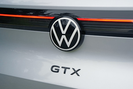 vw-id.4-gtx-4motion-2022_Detail-heck
