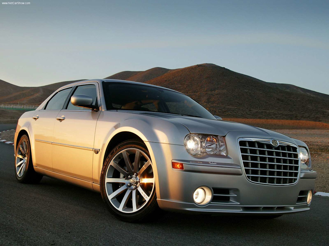 Chrysler-300C_SRT8-2005-1600-01