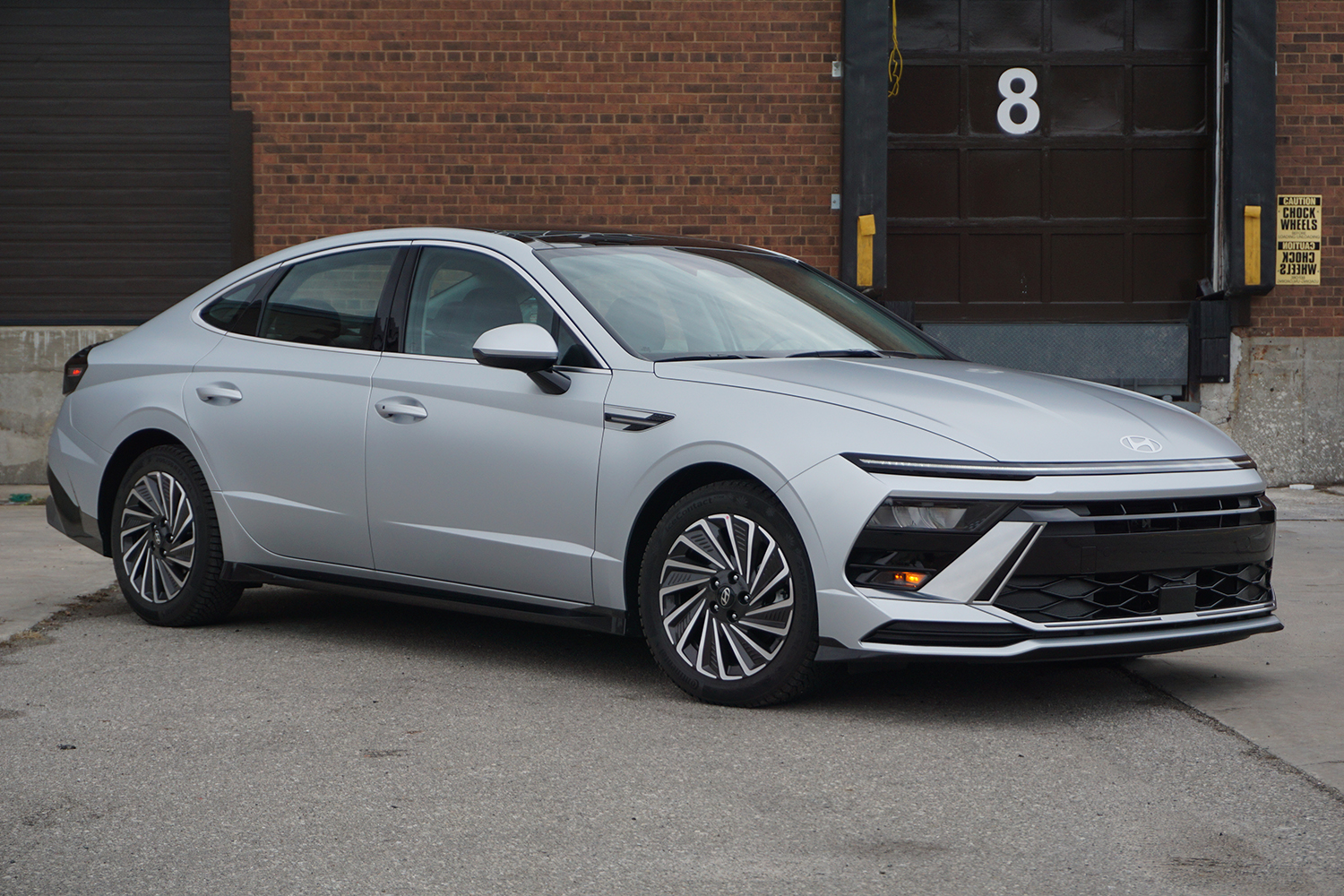 2026 Hyundai Sonata Hybrid Review + Video - AutoTrader.ca