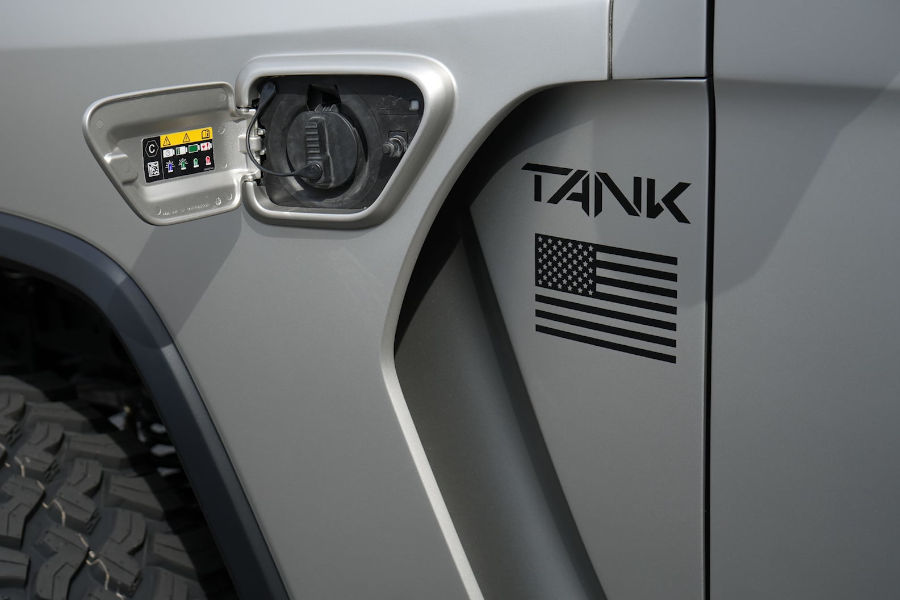 Rezvani-tank-híbrido-autoscout24 (3).jpg