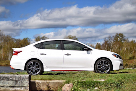Editorial 2018 nissan sentra nismo 01 jp