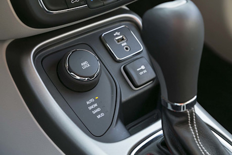 Editorial 2017 jeep compass north 4x4 17 jw