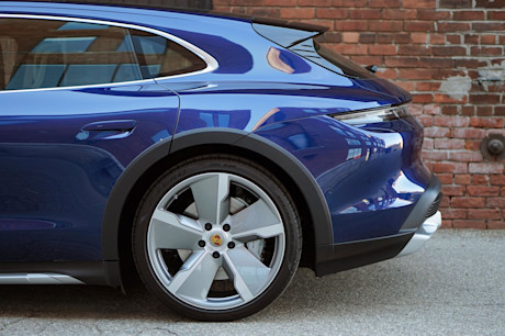 Editorial 2022 porsche taycan turbo cross turismo 16 jl