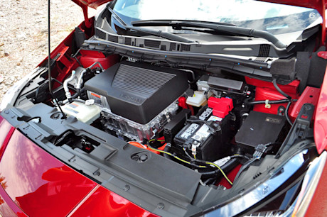 Editorial 2018 nissan leaf 24 mb