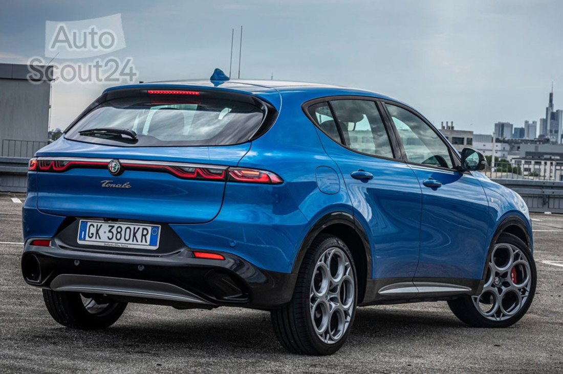 Alfa Romeo Tonale mhev 160 (10).jpg