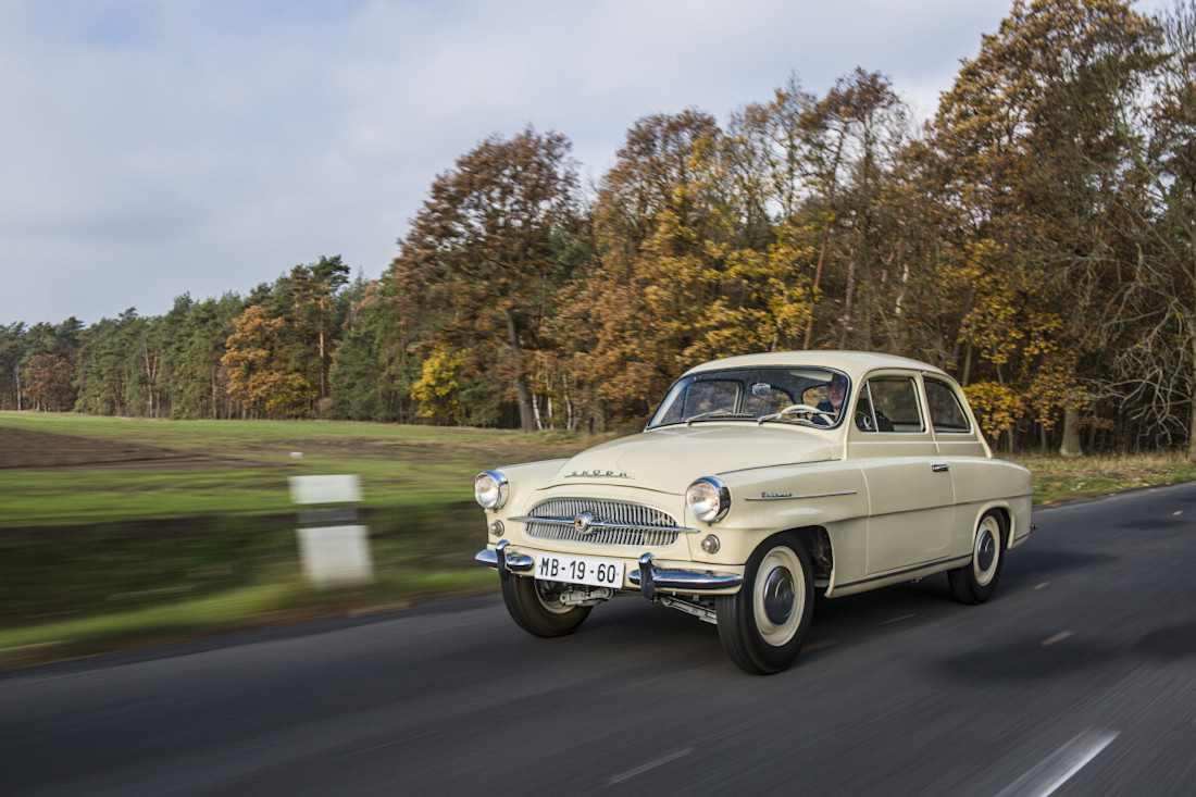 Skoda-historia_skoda_octavia-50s.jpeg