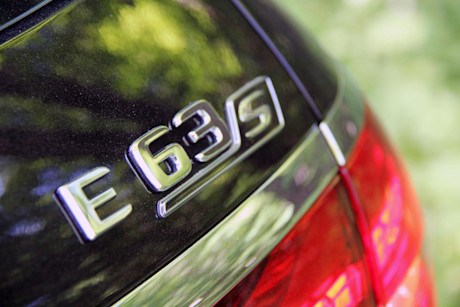 Editorial 2021 mercedes amg e 63 s wagon 15 dw