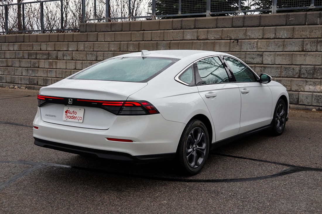 Editorial 2023 honda accord ex 07 jm