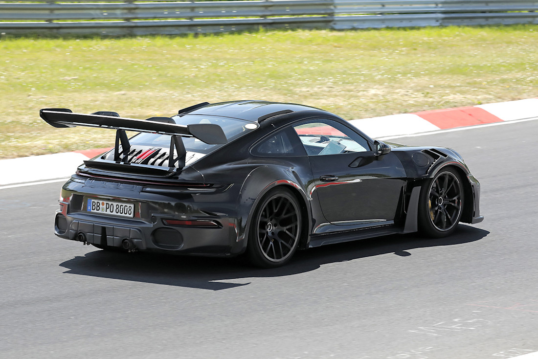 Der Wingman ist zurück: Porsche 911 GT2 RS debütiert 2026