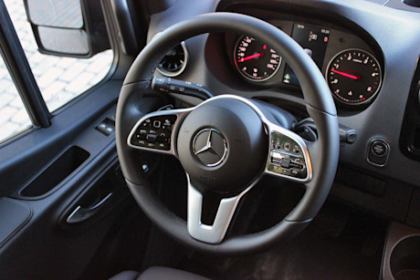 Editorial 2019 mercedes benz sprinter 22 dh