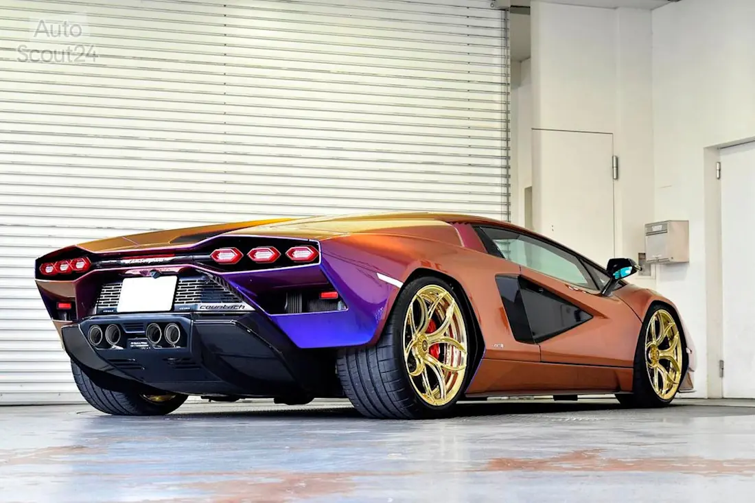Lamborghini-Countach-LPI-800-4-pintura-tuning (1)