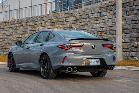 Editorial 2024 acura tlx type s td 240409 06 kd