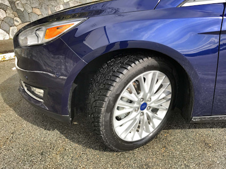 Editorial 2017 ford focus titanium sedan 07 gw