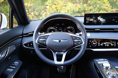 Genesis GV70 3.5T Sport Plus 2025 : essai routier Image