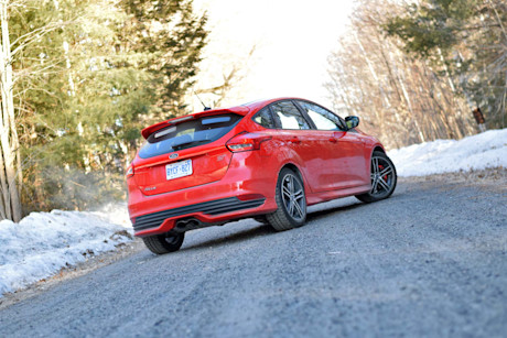 Editorial 2017 ford focus st 02 jp