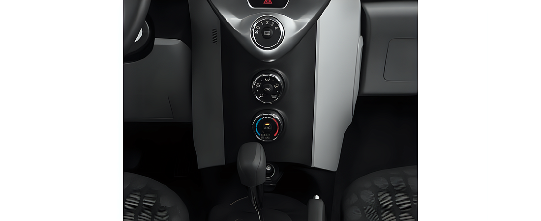 Scion iQ 2015 10