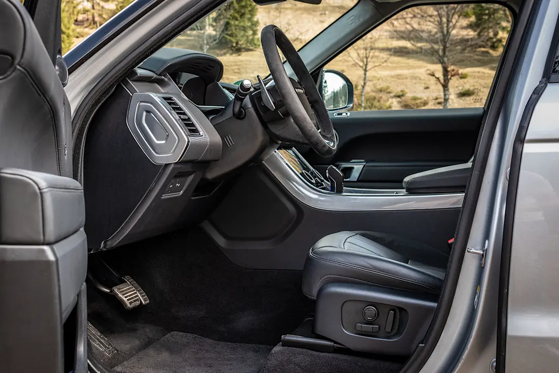Range-Rover-Sport-P400-HST-Interieur Range-Rover-Sport-P400-HST-Interieur