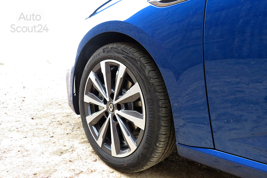 FT_11_renault_megane_hibrido_rueda.JPG