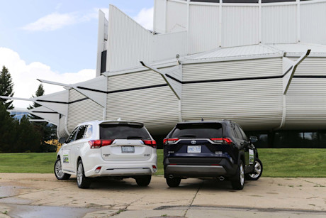 Editorial 2019 mitsubishi outlander phev vs 2019 toyota rav4 hybrid 03 ts