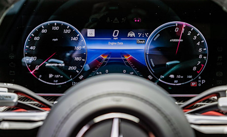 Editorial 2024 mercedes amg s 63 e performance fd 230627 23 jw