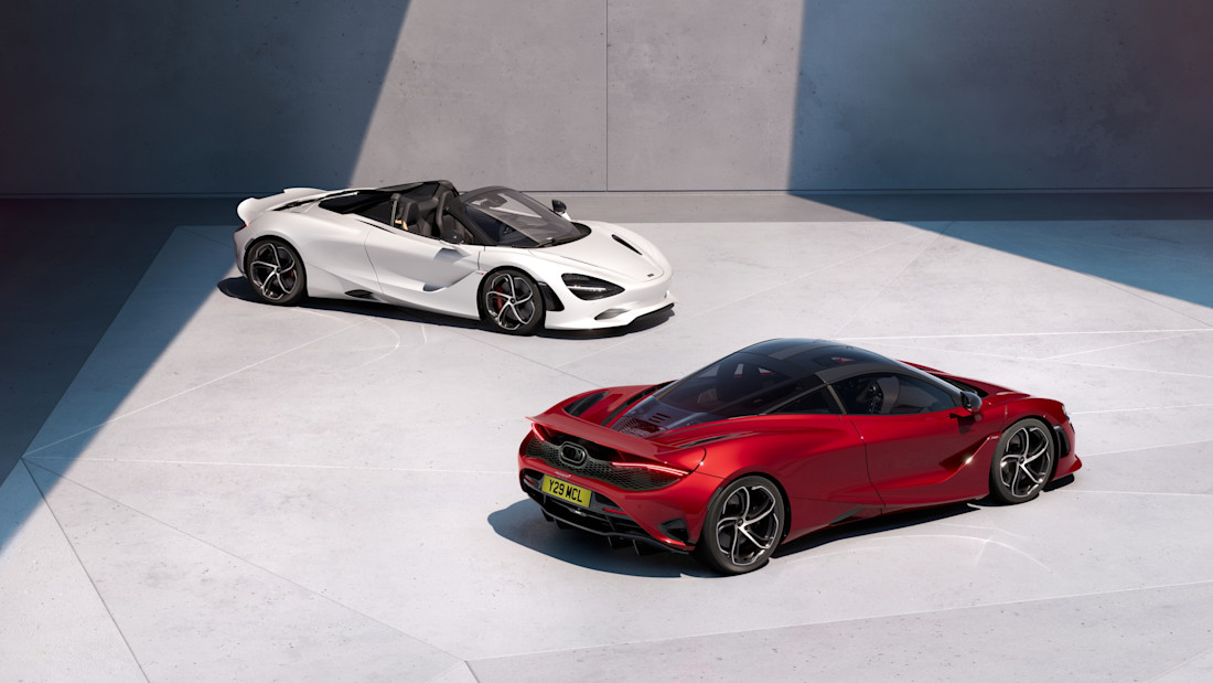 Medium-14918-McLaren750SCoupMcLaren750SSpider