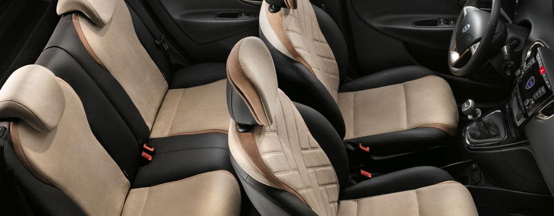 lancia-ypsilon-interieur