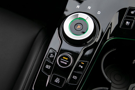 Editorial 2023 kia sportage phev ex premium 23 jw