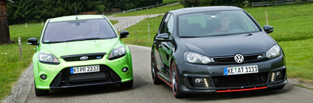 Vergleichstest: Ford Focus RS vs. Abt Golf GTI – Ballermänner