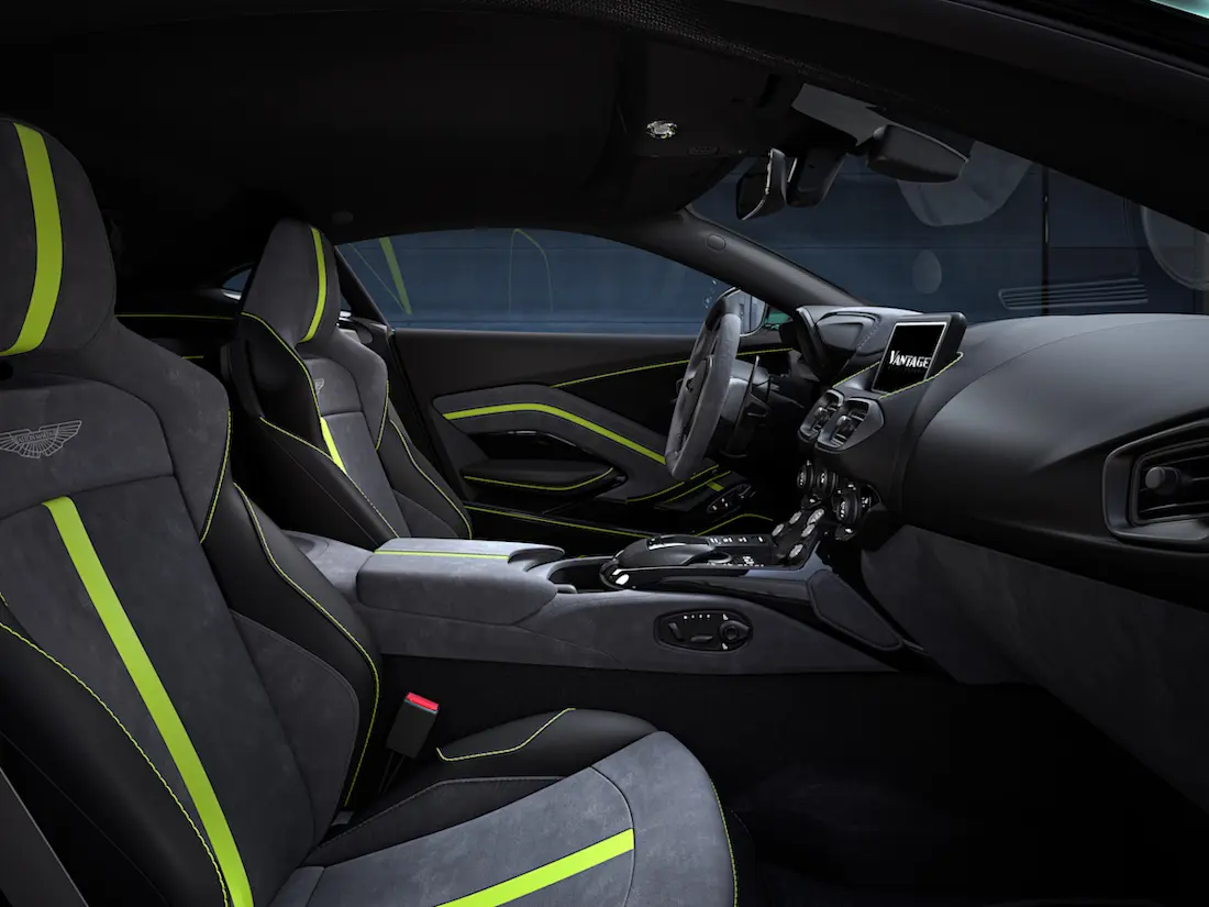 AS24 Aston interieur AS24 Aston interieur