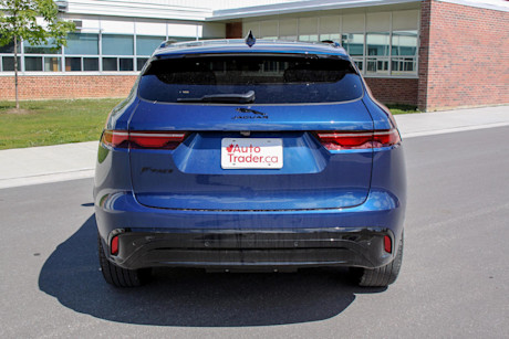 Editorial 2021 jaguar f pace s p250 05 sha