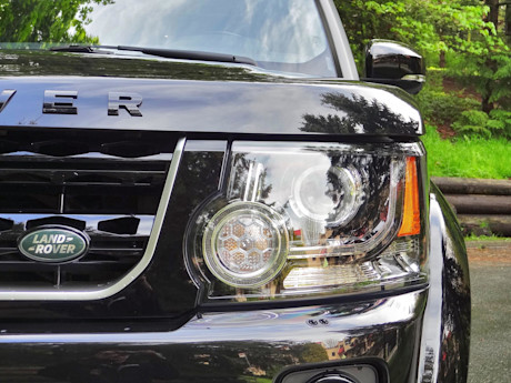 Editorial 2015 land rover lr4 hse luxury sh 14