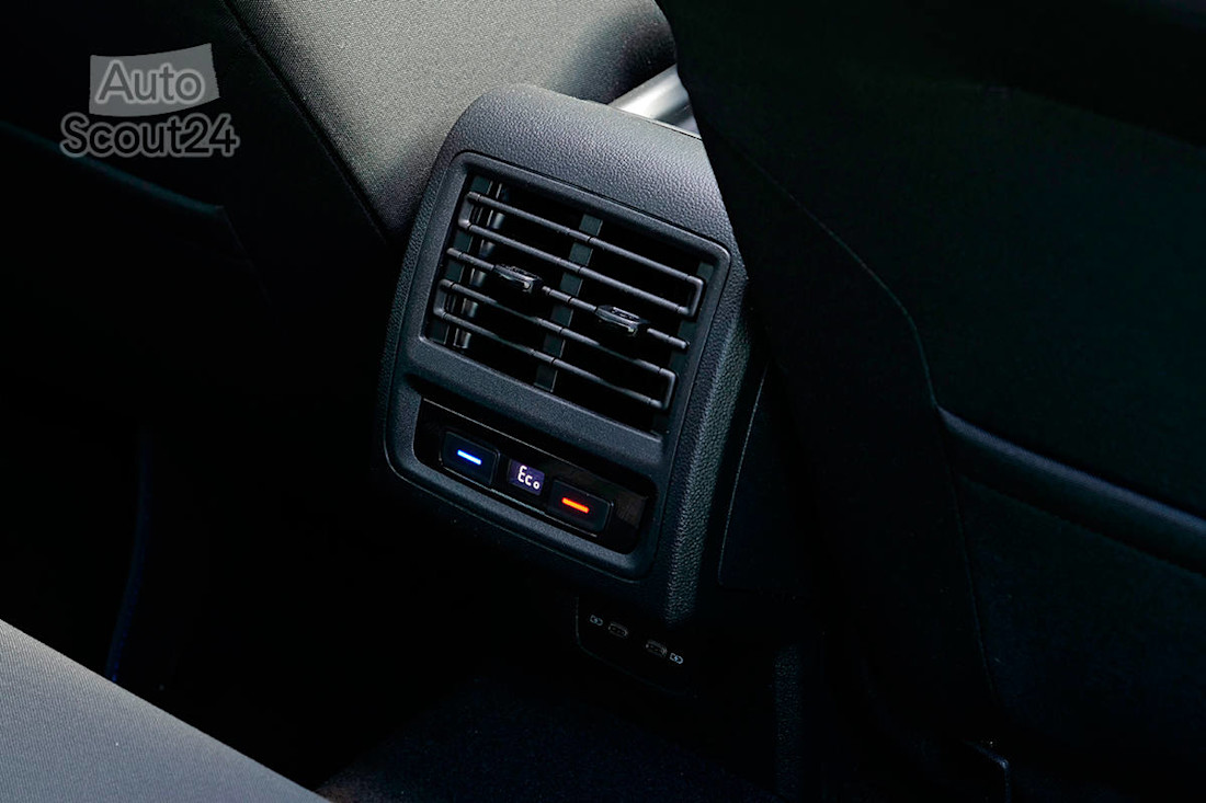 Prueba VW Golf GTE 2020 Ruben Fidalgo (7).jpg