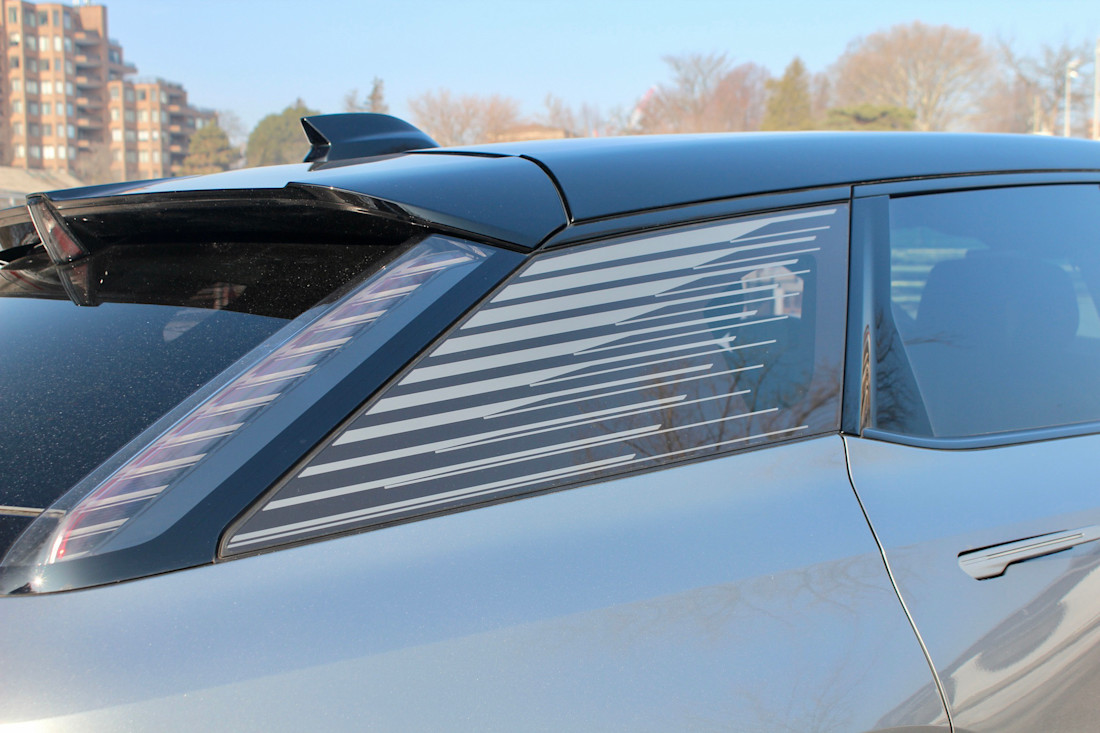 2026 Cadillac Optiq - TD - PB - 260223 - 18.jpg