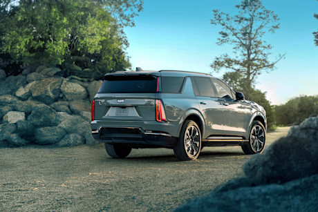 Editorial 2026 cadillac escalade iql news cadillac 250304 3