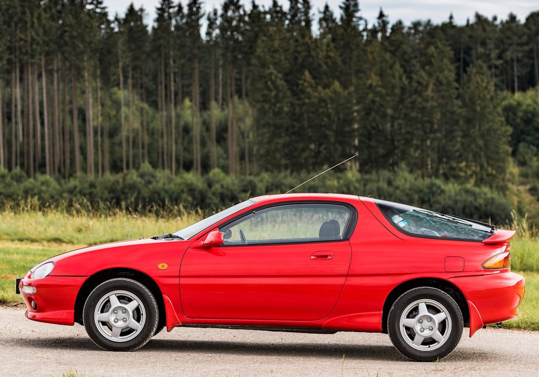 Mazda-MX-3-1994 2