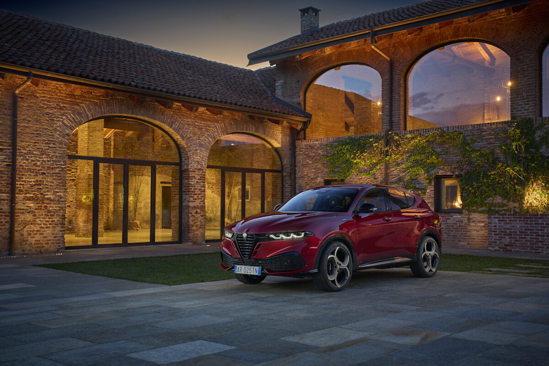 Alfa_Romeo_Tonale_2026-07.jpg
