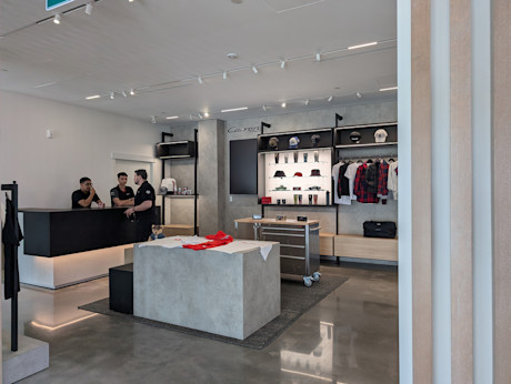 Canada’s First Porsche Experience Centre Unlocks Your 911’s Potential Image