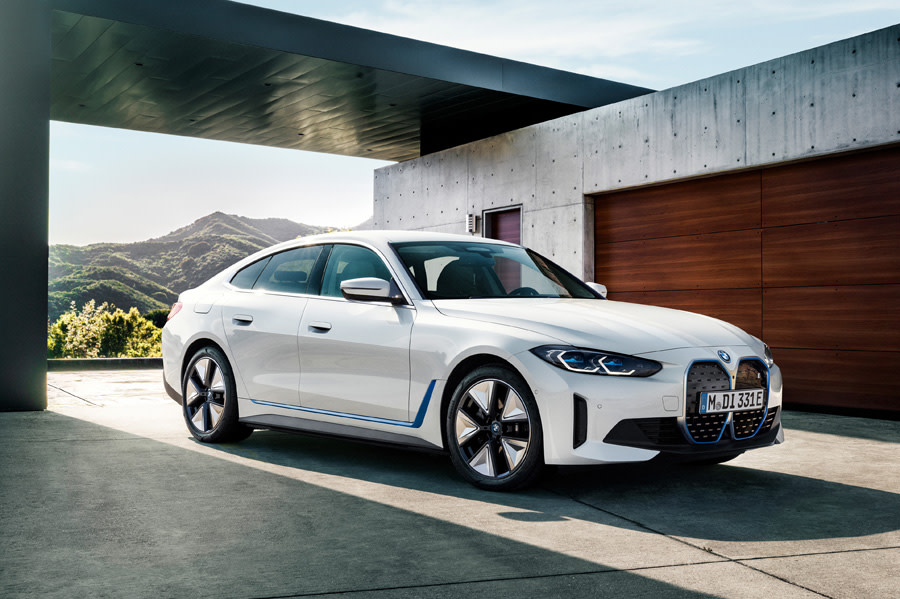 BMW i4 02.jpg