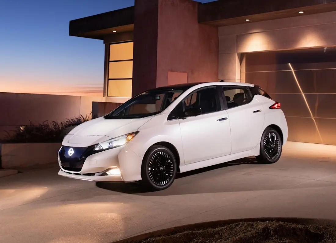 nissan-leaf-ze1-front nissan-leaf-ze1-front