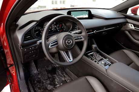 Mazda3 Sport AWD contre Subaru Impreza 2020 : match comparatif Body Image