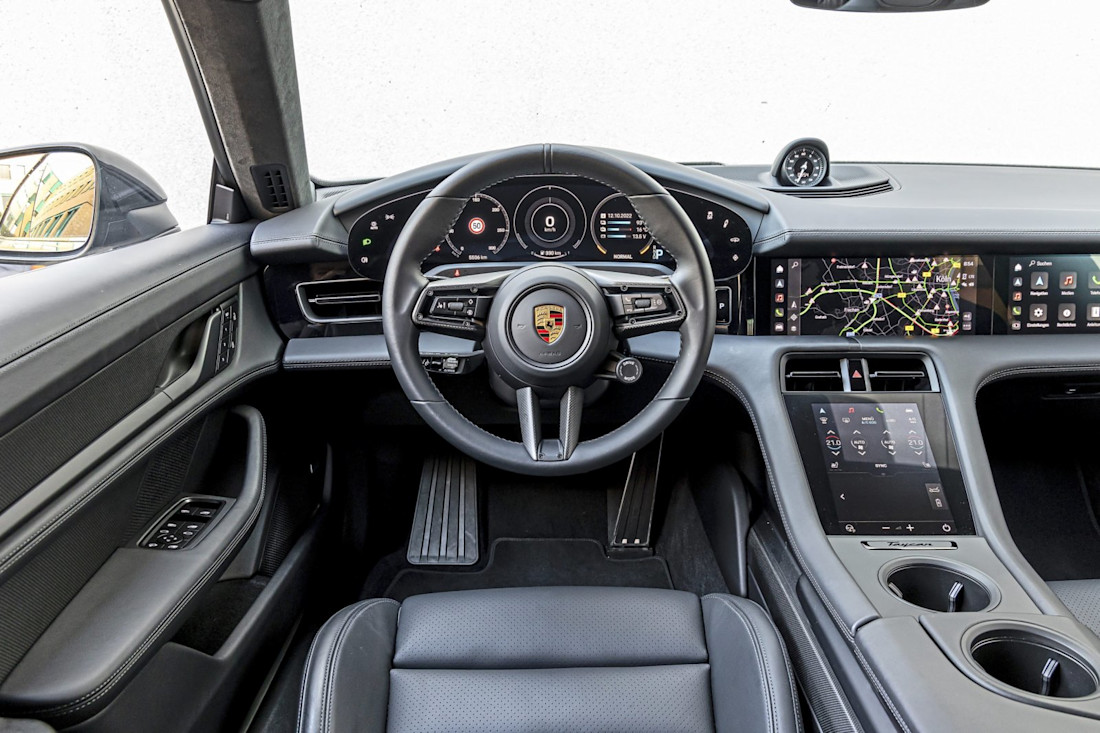 test-mercedes-porsche-taycan-2023-2.jpg