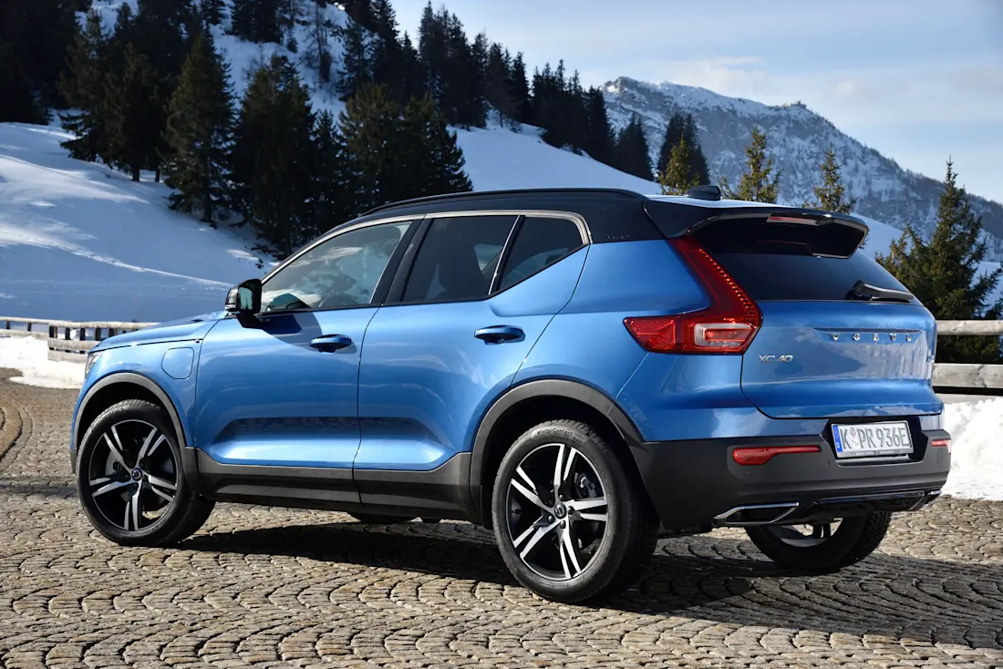 11 VolvoXC40 Plug-in Hybrid