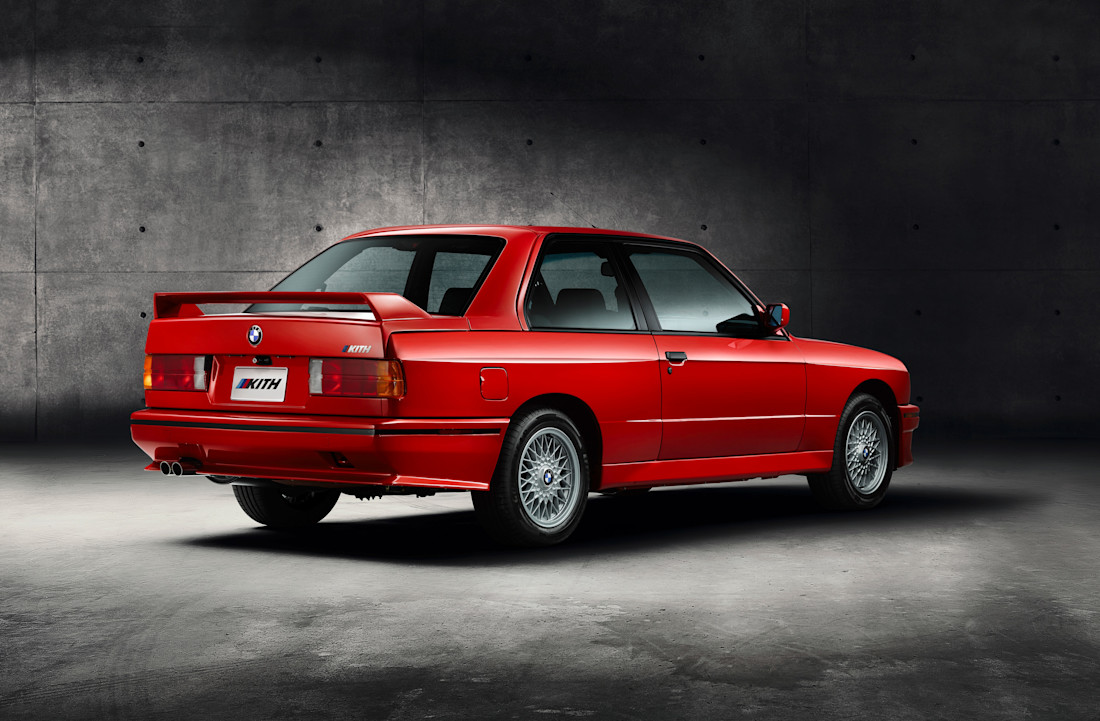 bmw-m3-e30-back