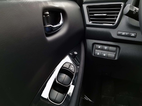 Editorial 2018 nissan leaf 23 sw