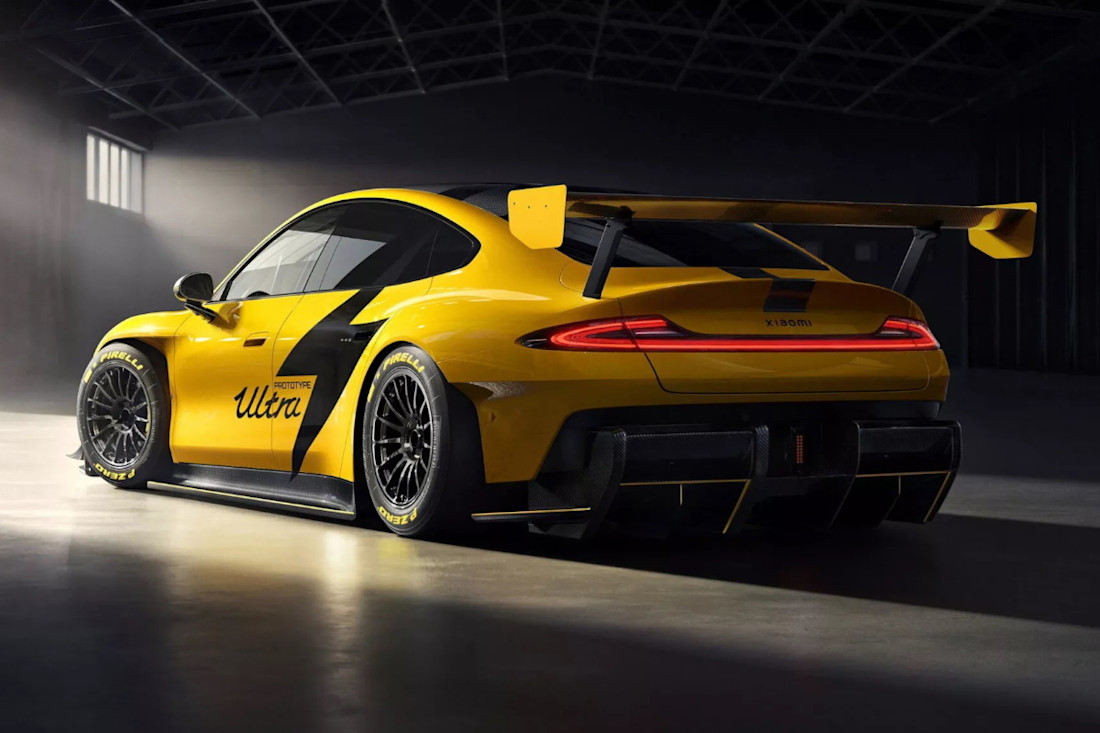 Xiaomi-SU7-Ultra-TAYCAN-CHINO (7).jpg